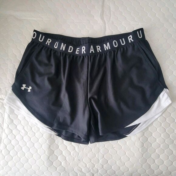 Under Armour Womens Large  Black Loose Heat Gear Stretch Active Shorts - Picture 1 of 11